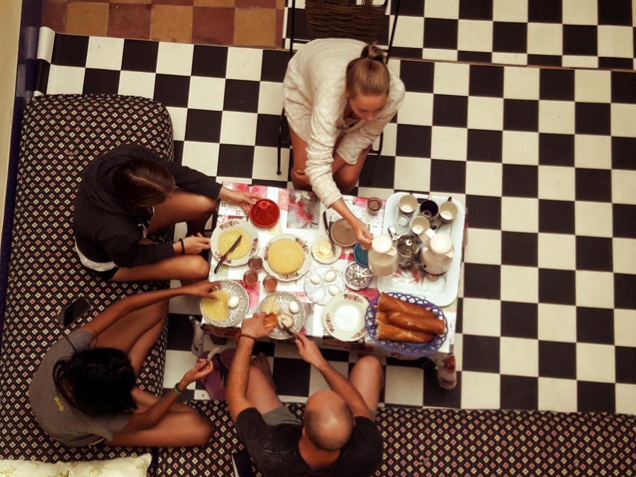 Ya Salam Hostel Marrakesh Ngoại thất bức ảnh